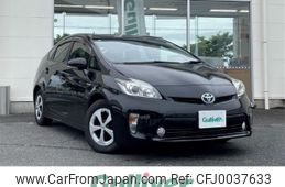 toyota prius 2015 -TOYOTA--Prius DAA-ZVW30--ZVW30-0411058---TOYOTA--Prius DAA-ZVW30--ZVW30-0411058-