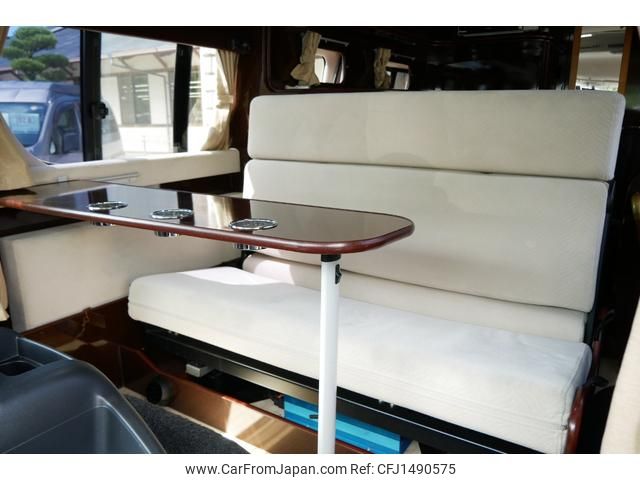 toyota hiace-van 2014 GOO_JP_700070921030250730001 image 2