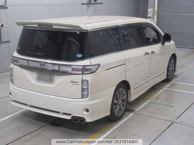 nissan elgrand 2017 CFJ1816401 image 2