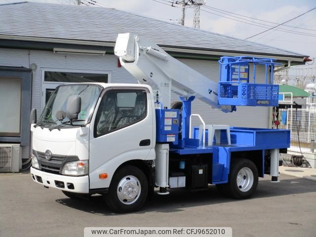 hino dutro 2016 GOO_NET_EXCHANGE_0403732A30240402W001 image 1