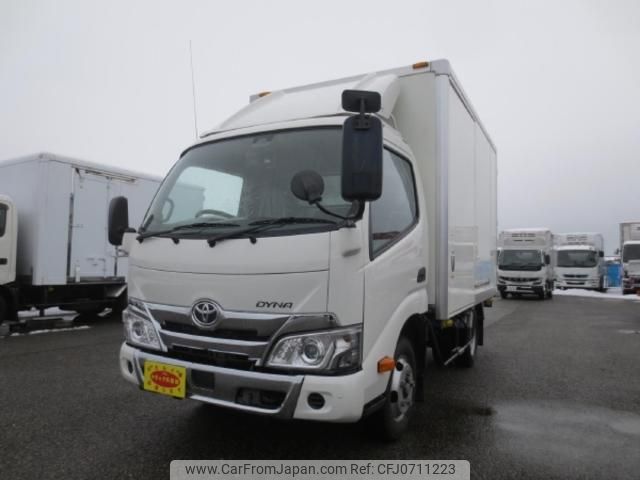 toyota dyna-truck 2022 GOO_NET_EXCHANGE_1161178A30250201W001 image 1