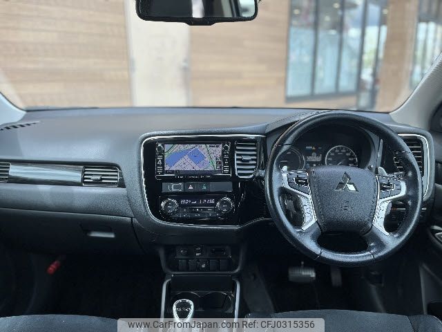 mitsubishi outlander-phev 2015 -MITSUBISHI--Outlander PHEV DLA-GG2W--GG2W-0305451---MITSUBISHI--Outlander PHEV DLA-GG2W--GG2W-0305451- image 2
