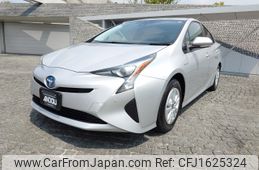 toyota prius 2018 CFJ1625324