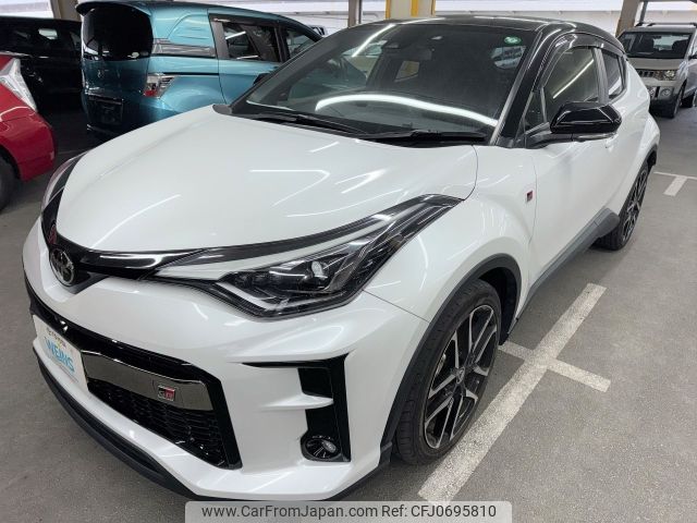 toyota c-hr 2022 AF-ZYX11-2056614 image 1