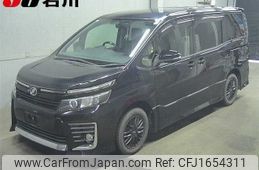 toyota voxy 2014 CFJ1654311