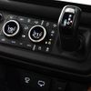land-rover defender 2023 quick_quick_LE72WAB_SALEA7AW3P2187157 image 13