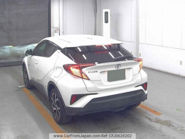 toyota c-hr 2018 quick_quick_DBA-NGX10_NGX10-2000866 image 2