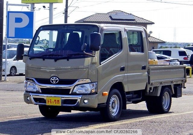 toyota toyoace 2016 REALMOTOR_N9024090041F-90 image 1