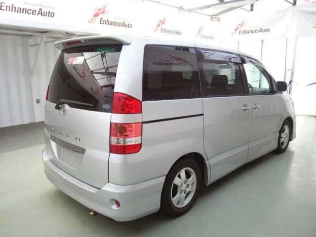 toyota noah 2003 2829189-ea193450 image 2