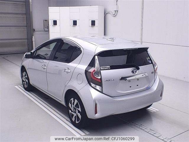 toyota aqua 2021 -TOYOTA--AQUA NHP10-2716070---TOYOTA--AQUA NHP10-2716070- image 2