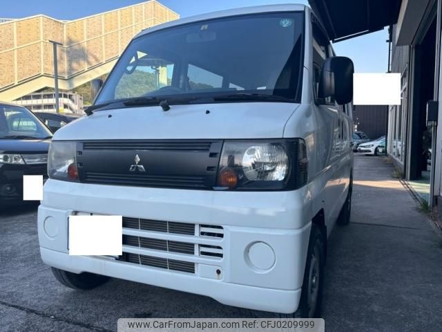 mitsubishi minicab-van 2011 quick_quick_GBD-U61V_U61V-1606012 image 1