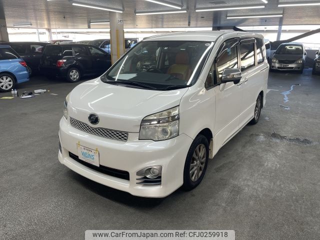 toyota voxy 2013 AF-ZRR70-0574993 image 1