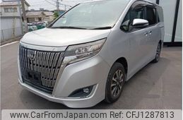 toyota esquire 2019 GOO_JP_700070896330250614001