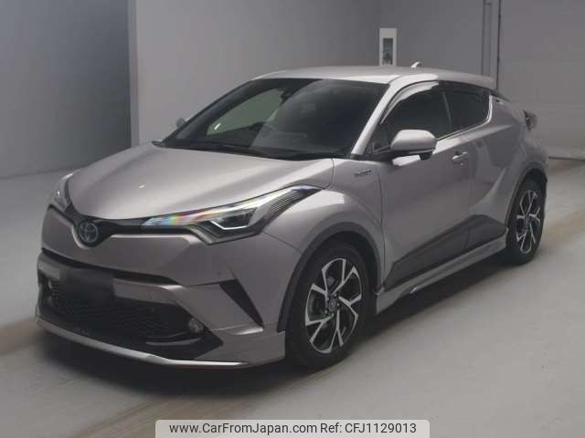 toyota c-hr 2017 -TOYOTA--C-HR DAA-ZYX10--ZYX10-2035127---TOYOTA--C-HR DAA-ZYX10--ZYX10-2035127- image 1