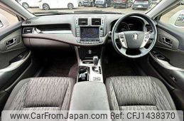 toyota crown 2010 504928-931508
