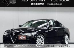 alfa-romeo giulia 2018 quick_quick_ABA-95220_ZAREAEKN5H7568262