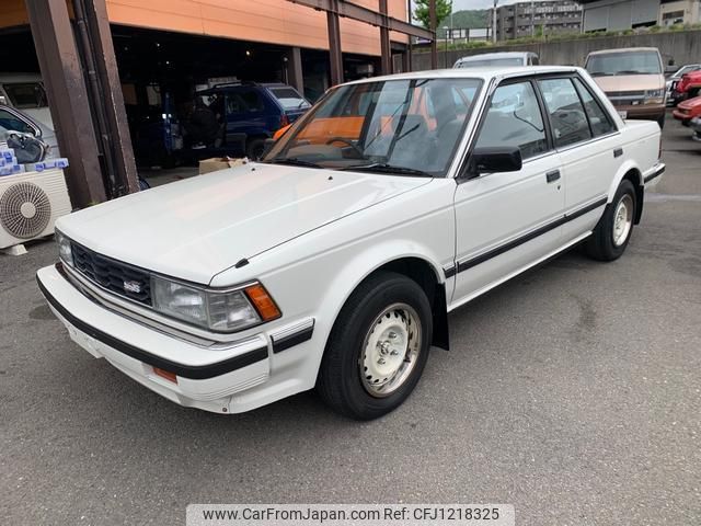 nissan bluebird 1983 quick_quick_U11_015285 image 2