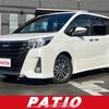 toyota noah 2016 CARSENSOR_JP_AU6130674549 image 1