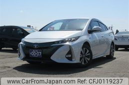 toyota prius-phv 2017 quick_quick_DLA-ZVW52_ZVW52-3032961