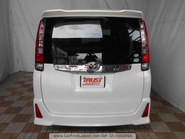 toyota noah 2015 CFJ1664994 image 2