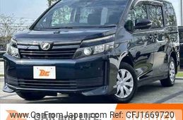 toyota voxy 2016 CFJ1669720