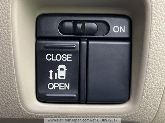 honda n-box 2012 CFJ8972617 image 2