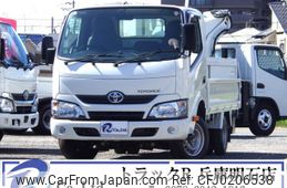 toyota toyoace 2017 GOO_NET_EXCHANGE_0704331A30240913W001