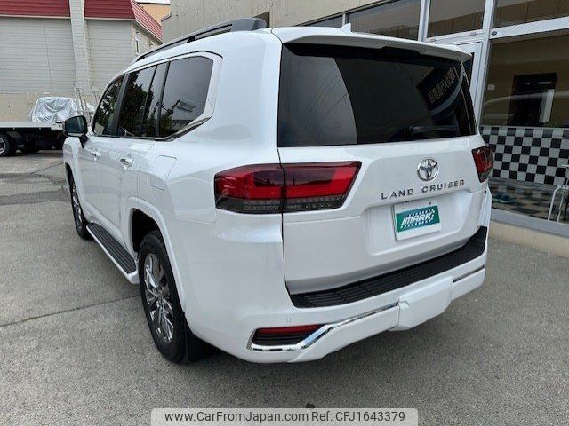 toyota land-cruiser-wagon 2023 CFJ1643379 image 2