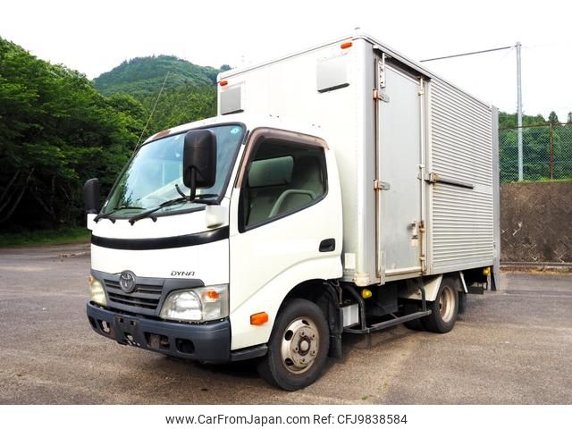 toyota dyna-truck 2011 GOO_NET_EXCHANGE_0403477A30240529W002 image 1