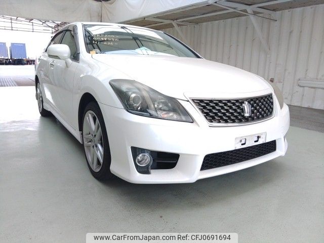 toyota crown 2010 ENHANCEAUTO_1_ea293975 image 1