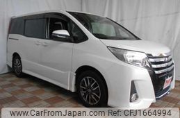 toyota noah 2015 CFJ1664994