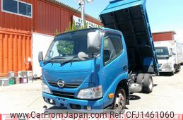hino dutro 2014 CFJ1461060