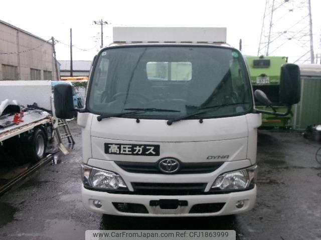 toyota dyna-truck 2017 CFJ1863999 image 2