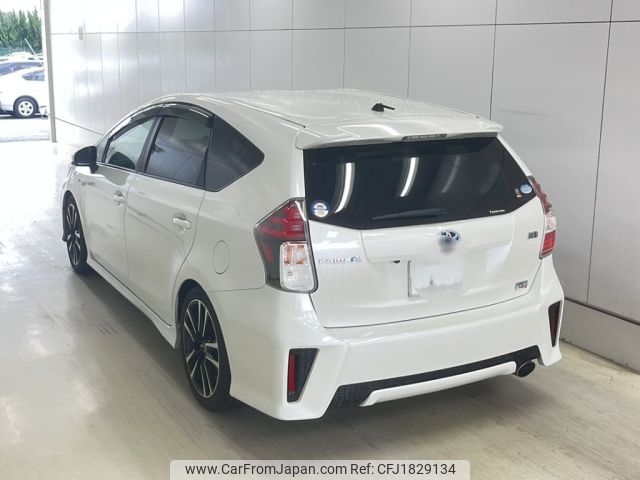 toyota prius-α 2017 CFJ1829134 image 2