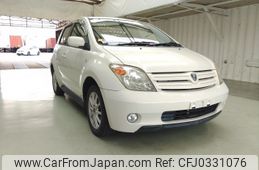 toyota ist 2002 ENHANCEAUTO_1_ea288878