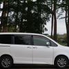 toyota voxy 2013 quick_quick_ZRR75W_ZRR75W-0103562 image 8