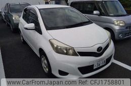 toyota vitz 2013 CFJ1758801