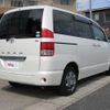 toyota noah 2005 TE1368 image 2