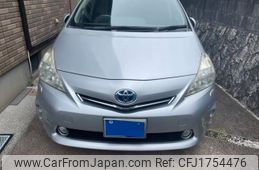 toyota prius-α 2013 CFJ1754476