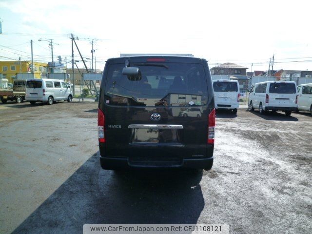 toyota hiace-van 2017 -TOYOTA--Hiace Van KDH206V--8121645---TOYOTA--Hiace Van KDH206V--8121645- image 2