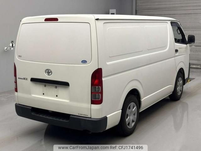 toyota regiusace-van 2020 CFJ1741496 image 2