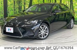 lexus is 2018 CFJ1676394