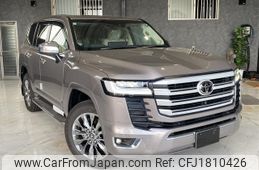 toyota land-cruiser 2024 CFJ1810426