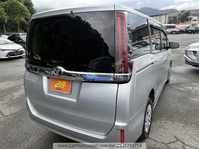 toyota noah 2020 CFJ1732724 image 2