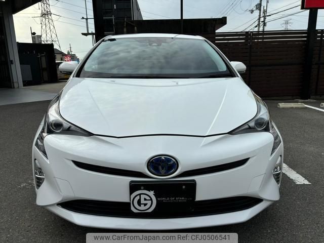 toyota prius 2016 quick_quick_ZVW50_ZVW50-6042488 image 2