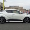 toyota c-hr 2019 quick_quick_DAA-ZYX10_ZYX10-2193219 image 12