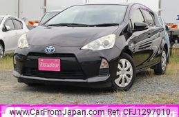 toyota aqua 2012 CFJ1297010