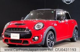 mini mini-others 2018 quick_quick_DBA-XU20M_WMWXU92030TE41981