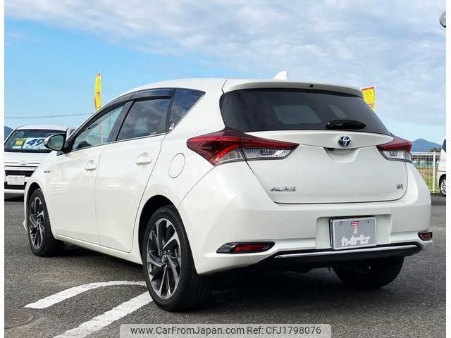 toyota auris 2016 CFJ1798076 image 2