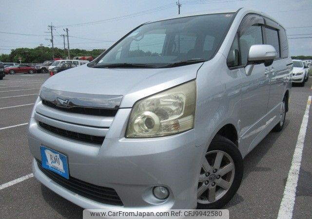 toyota noah 2008 REALMOTOR_Y2024060321F-12 image 1